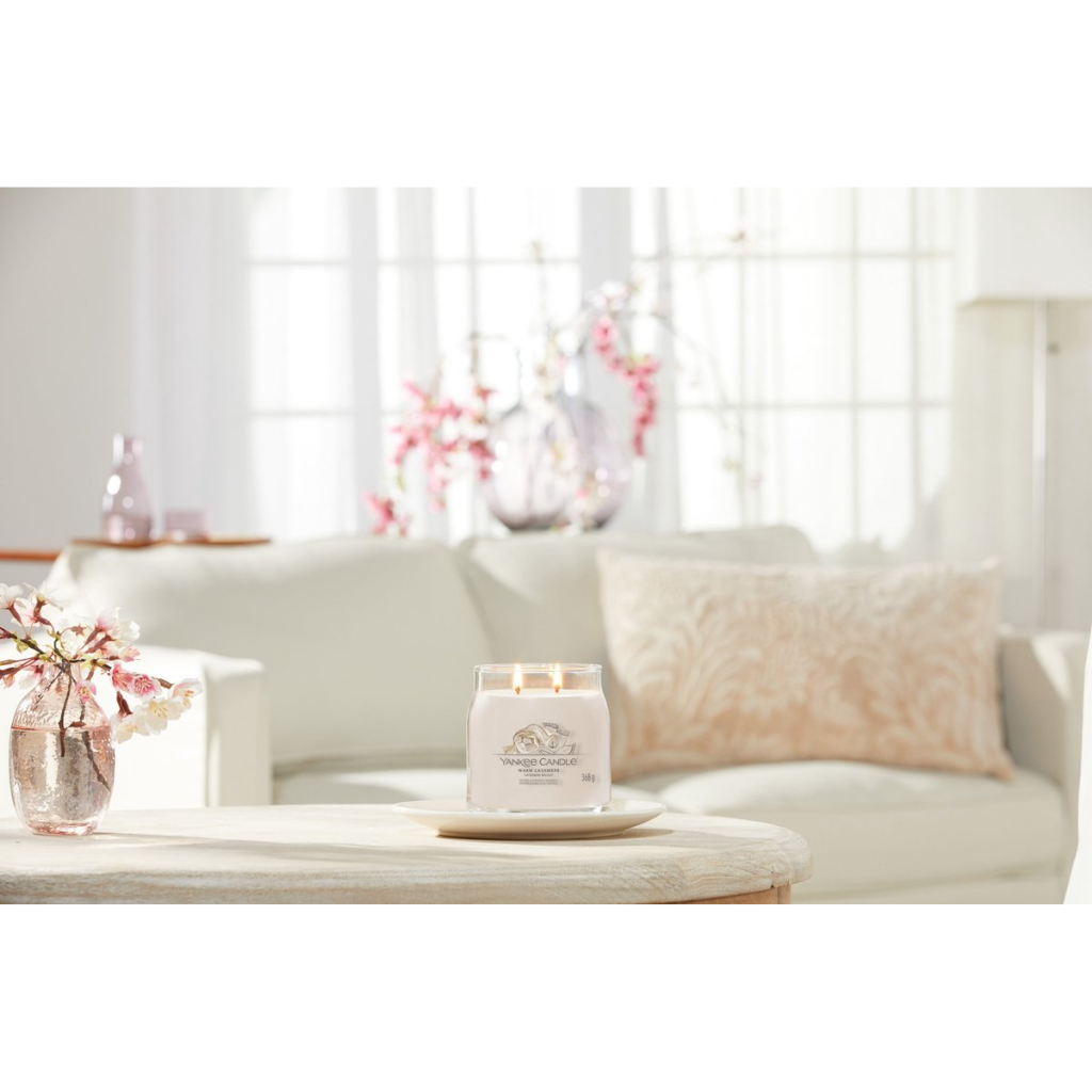 Yankee Candle Geurkaars Warm Cashmere Signature Medium