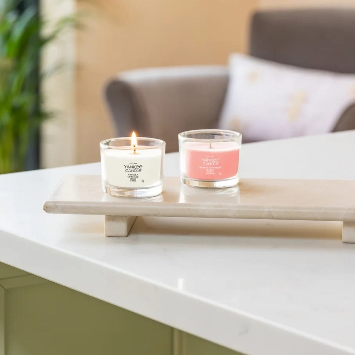 Yankee Candle Geurkaars Mini Votive White Strawberry Bellini Roze 5.4 x 5.4 x 4.2 cm
