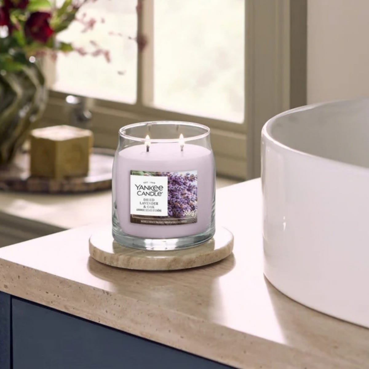 Yankee Candle Geurkaars Small Jar Dried Lavender & Oak Paars 6.5 x 6.5 x 8.5 cm