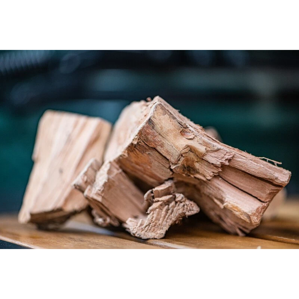 Big Green Egg Apple Wood Chunks