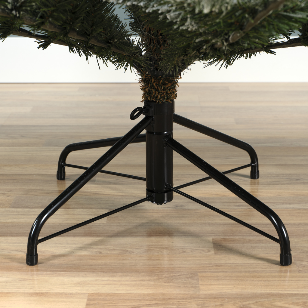 Everlands Kunstkerstboom Grandis Fir Groen Sneeuw 180 x 132 cm