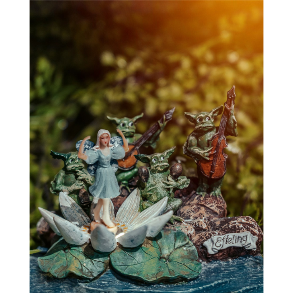 Efteling Indische waterlelie 13,5 x 10,5 x 10,5 cm