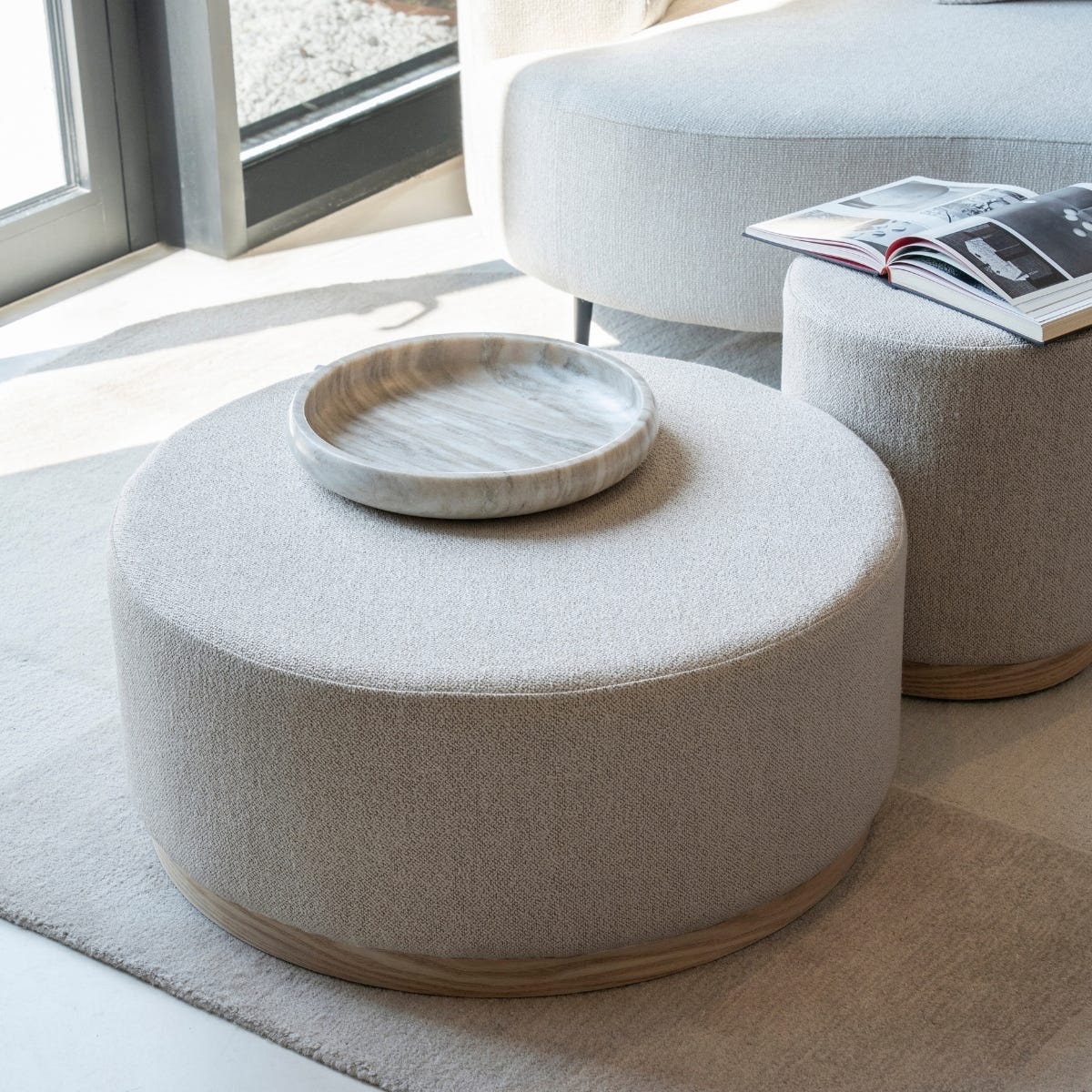 Eleonora Poef Avah Large Mantz Taupe 80 x 80 x 35 cm