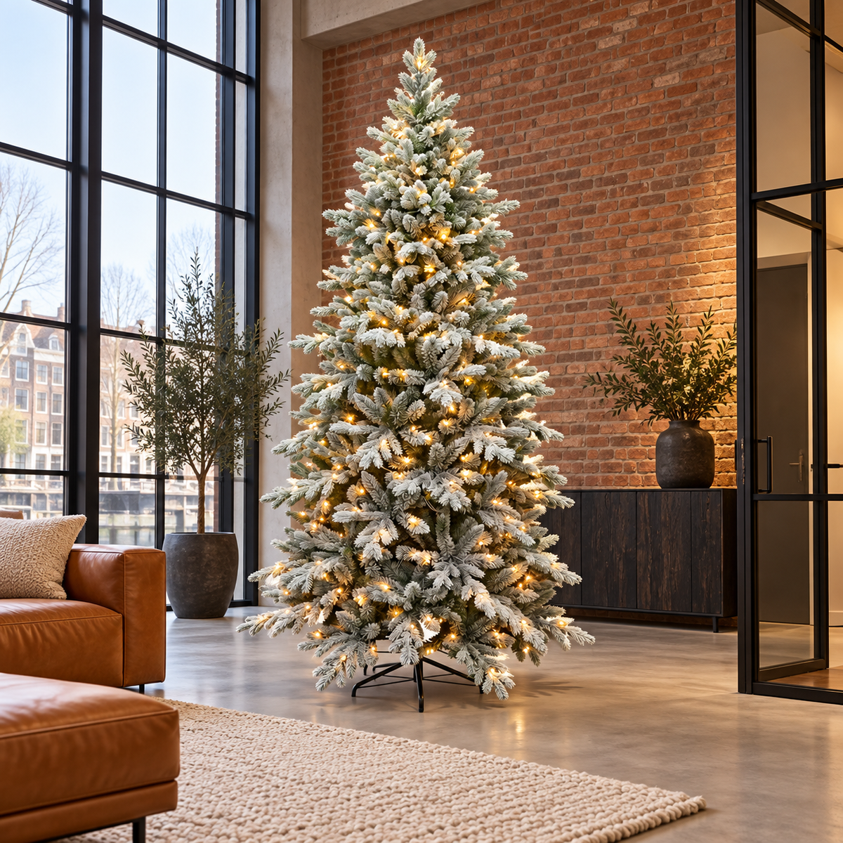 Evergreen Kunstkerstboom Janga Groen met Verlichting Sneeuw 240 x 154 cm