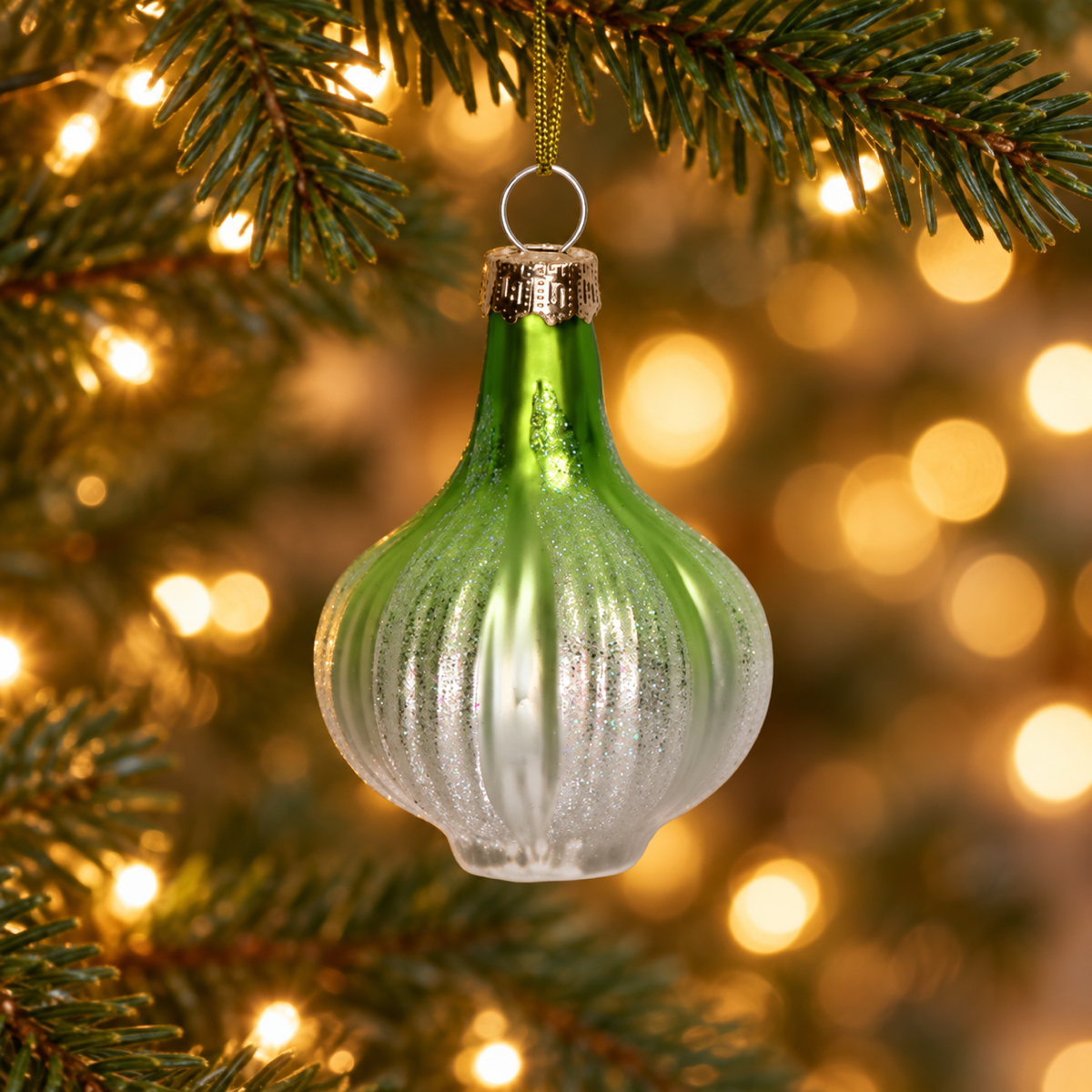 HD Collection Kerstornament Knoflookglas Groen 5.6 x 5.6 x 8 cm