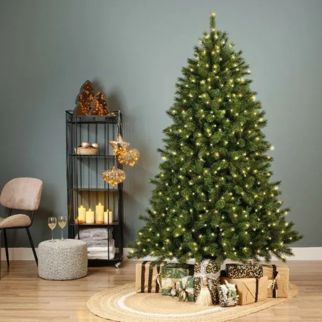 Everlands Kunstkerstboom Malmц Spruce Frosted met Verlichting 210 x 136 cm
