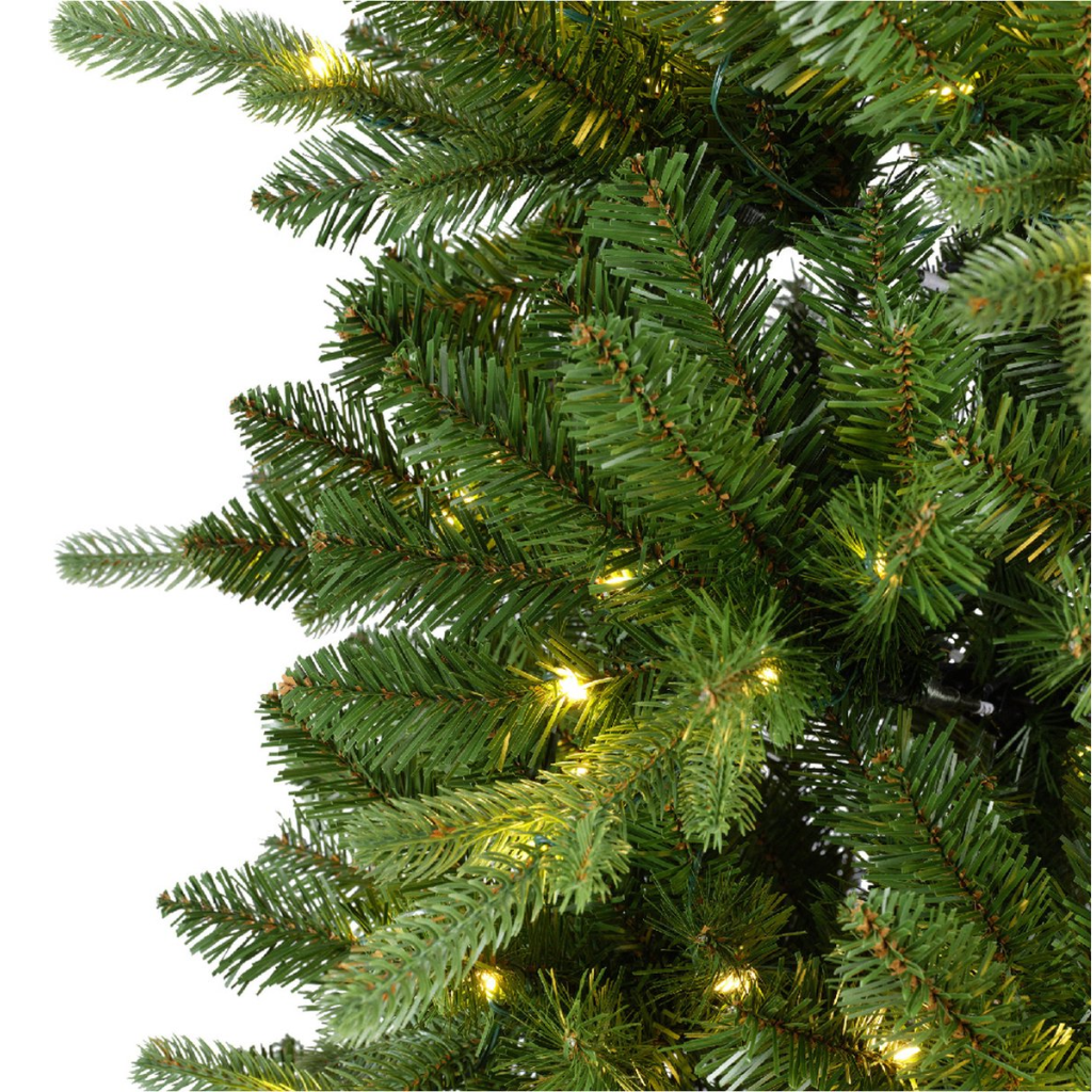 Everlands Kunstkerstboom Killington Fir Groen 240 x 113 cm