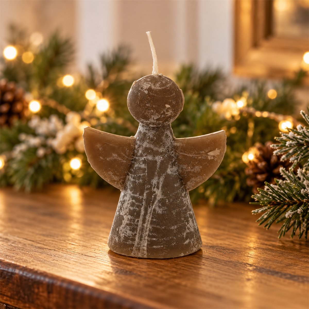 Home Society Kerstkaars Engels S Taupe 10 x 5.5 cm