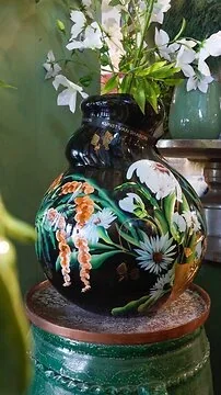 Kunst van Sharon DE Vaas Zwart