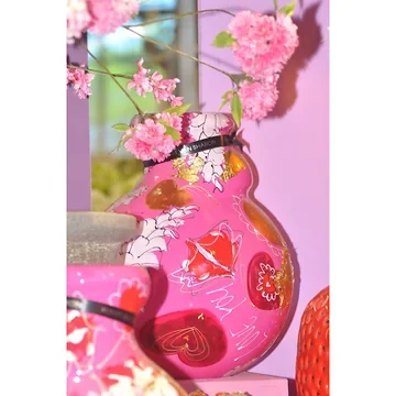 Kunst van Sharon DE Vaas Roze