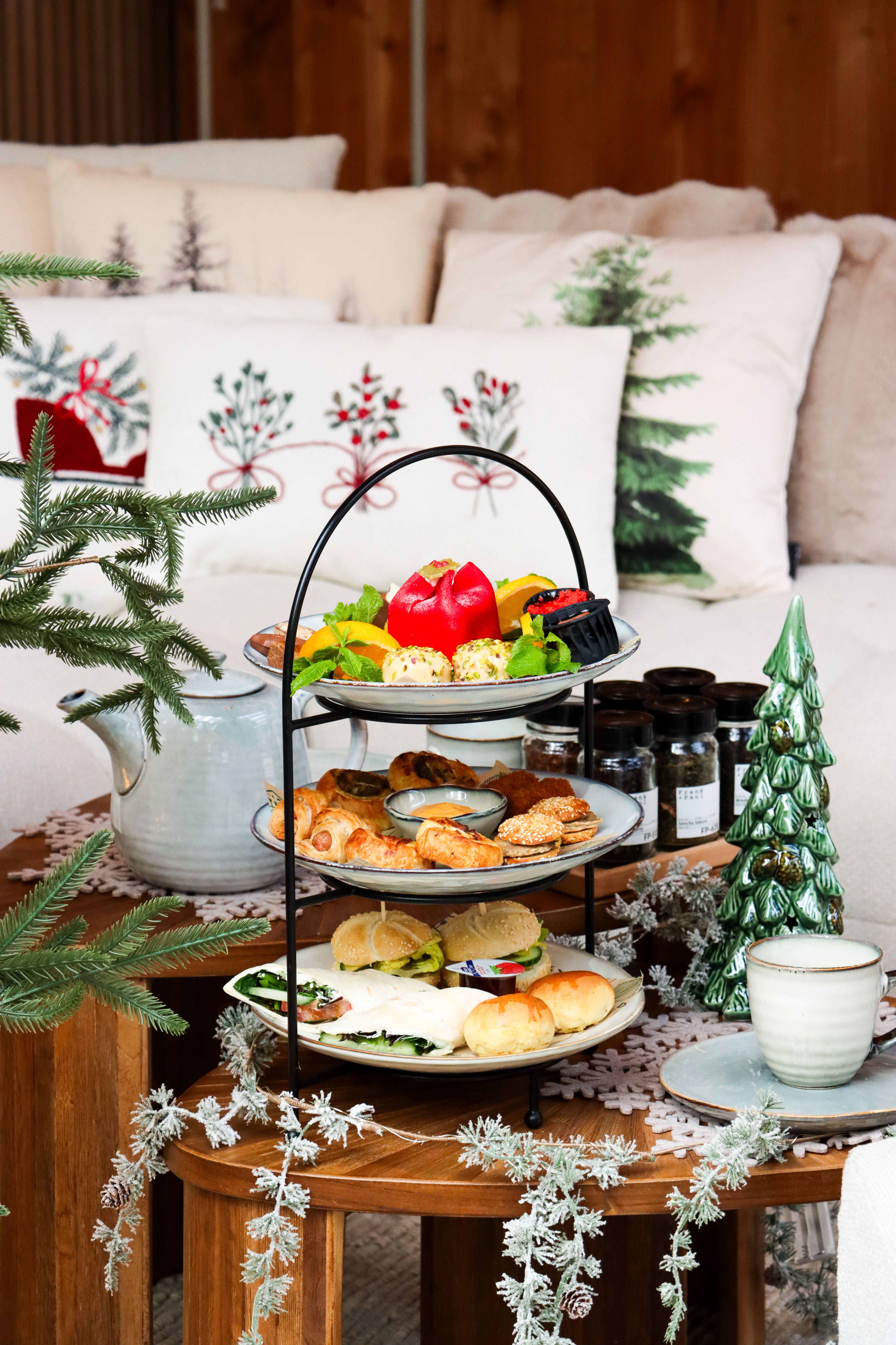 High Tea De Bosrand Oegstgeest